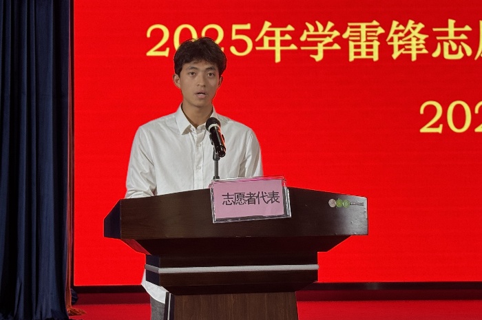 汽車維修誌願（yuàn）代表隊陸彬作分享_副本.jpg